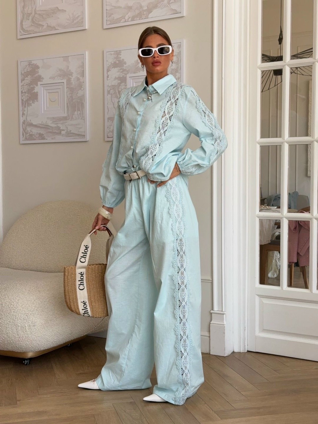 костюмы голубые,женские костюмы,стильные костюмы,костюм брючный