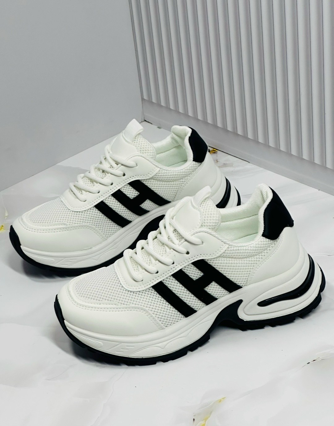 женские кроссовки,кроссовки,кроссовка,кроссовки модные,спортивная