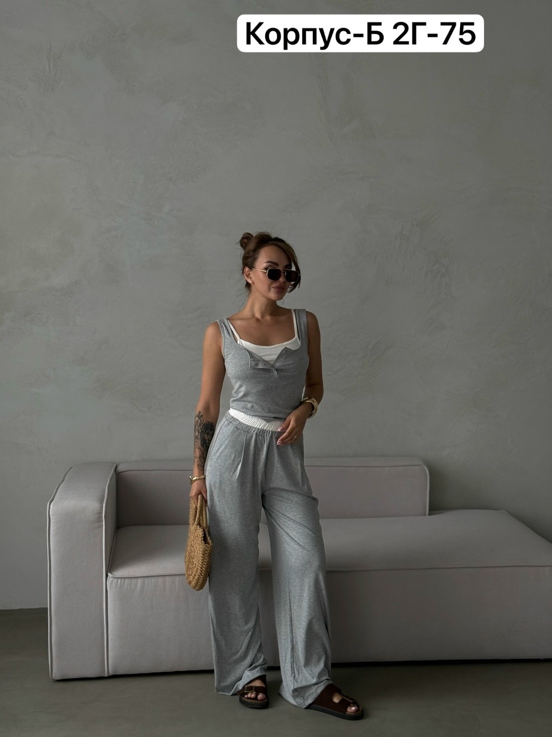 костюм двойка с майкой,костюм женский тройка,стильный костюм женский,женские костюмы,