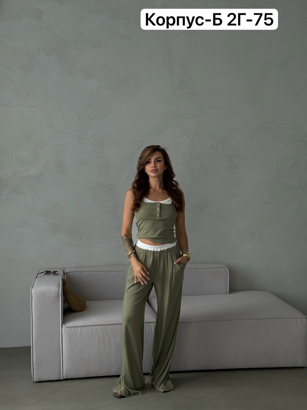 костюм двойка с майкой,костюм женский тройка,стильный костюм женский,женские костюмы,