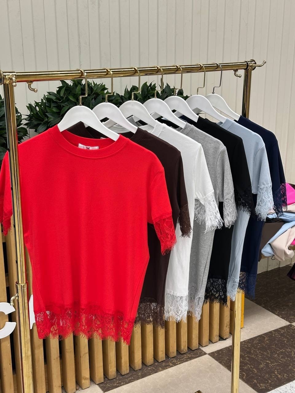 майка с кружевами,футболка с кружевами,футболка с кружевным низом,блузка с кружевами,кружевная футболка