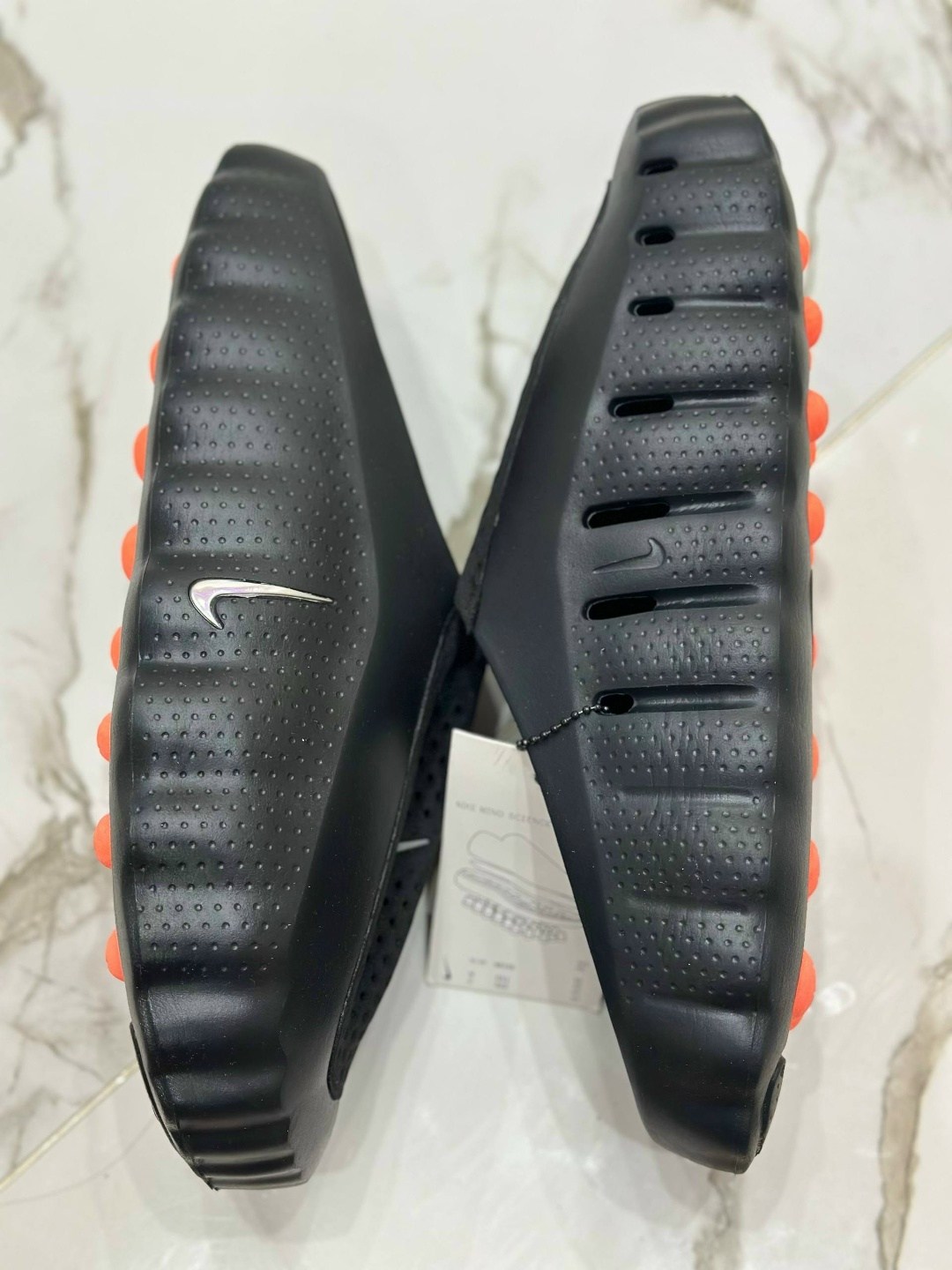 тапки модные,кроссовки,оригинальные кроссовки,кроссовки nike,спортивный