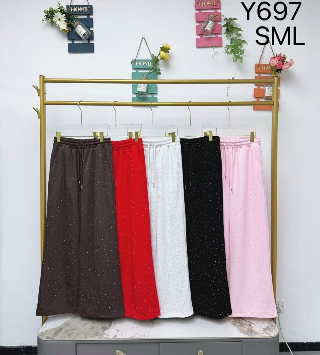 брюки со стразами,брюки свободные женские,брюки свободные,брюки трикотажные,штаны со стразами