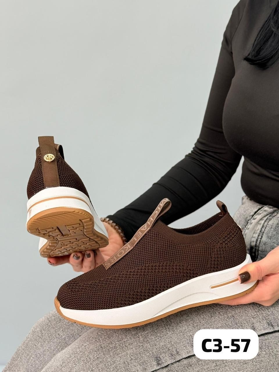 ,кроссовки женскиe,женская ,спортивная ,слипоны кроссовки