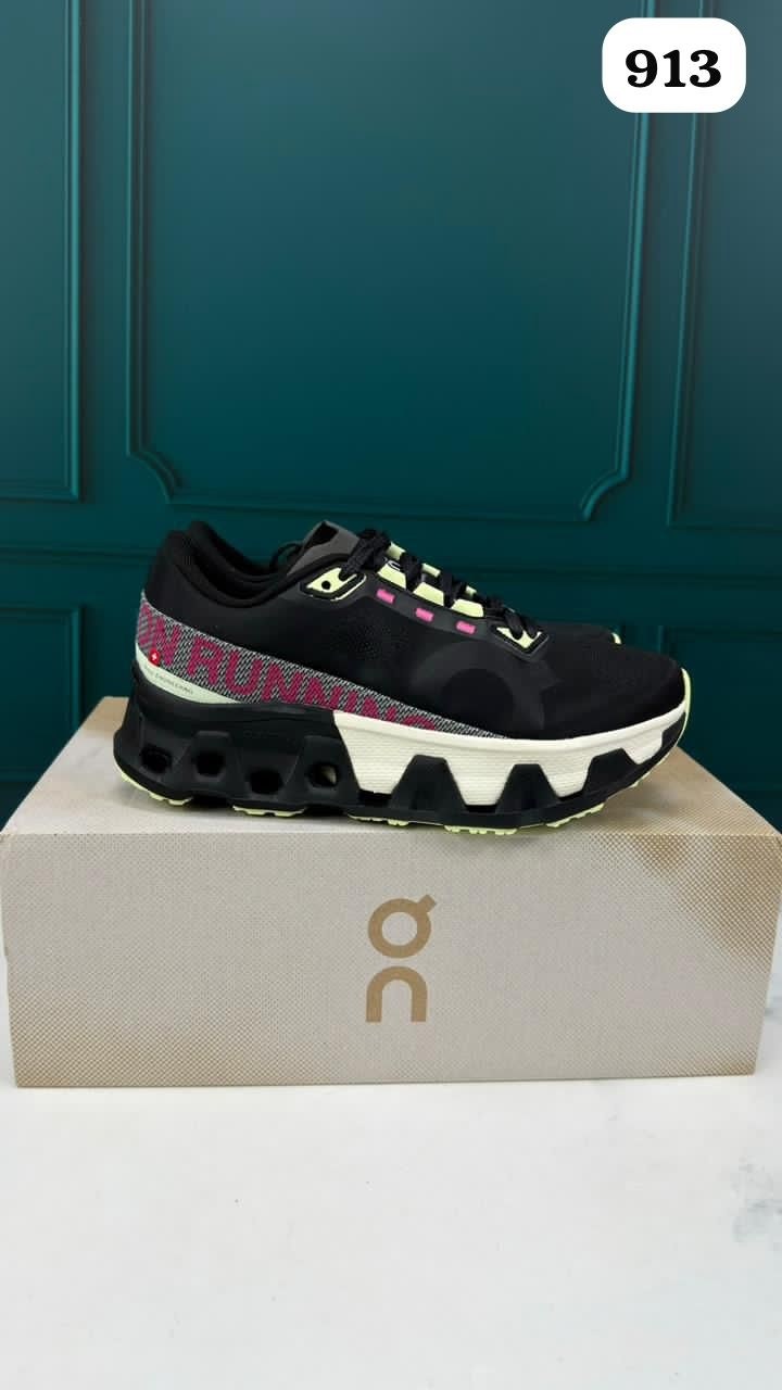 кроссовки,on кроссовки,черные кроссовки,спортивная ,кроссовки cпортивные