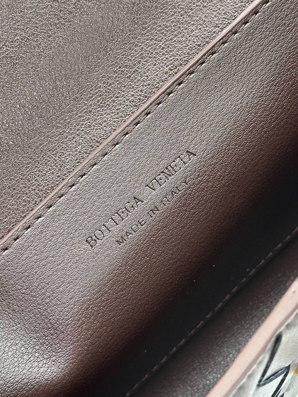 сумка клатч плетеная в стиле боттега bottega veneta,bottega veneta сумки женские,клатч bottega veneta,сумка bottega veneta,клатч bottega veneta andiamo