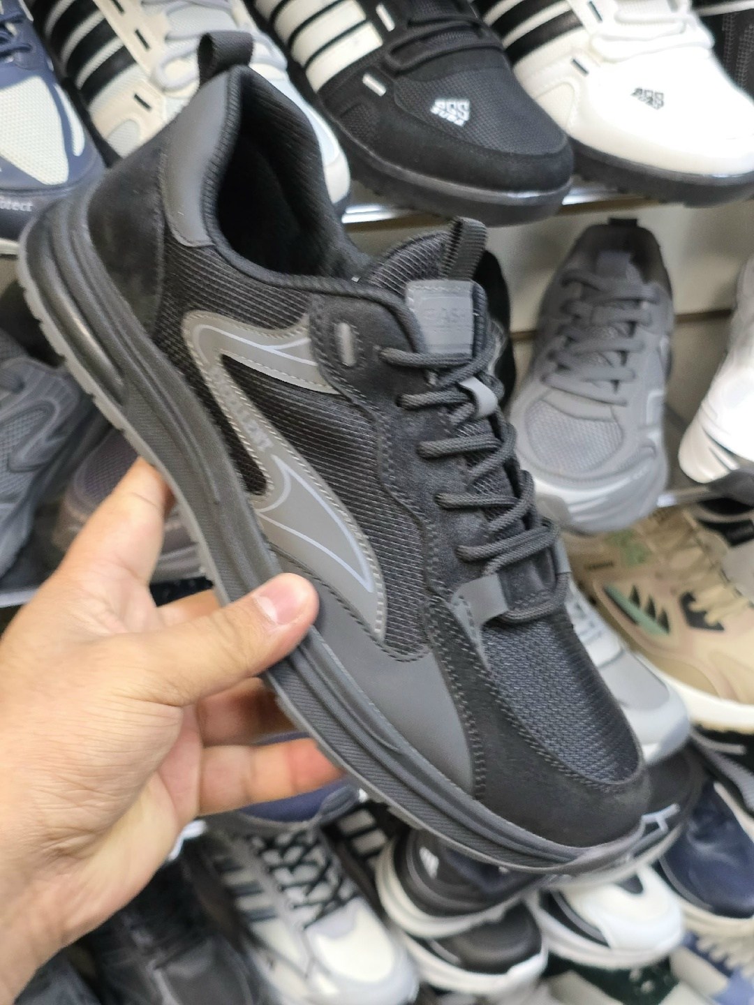 мужские кроссовки,,бежевые кроссовки,кроссовка мужской,повседневные кроссовки