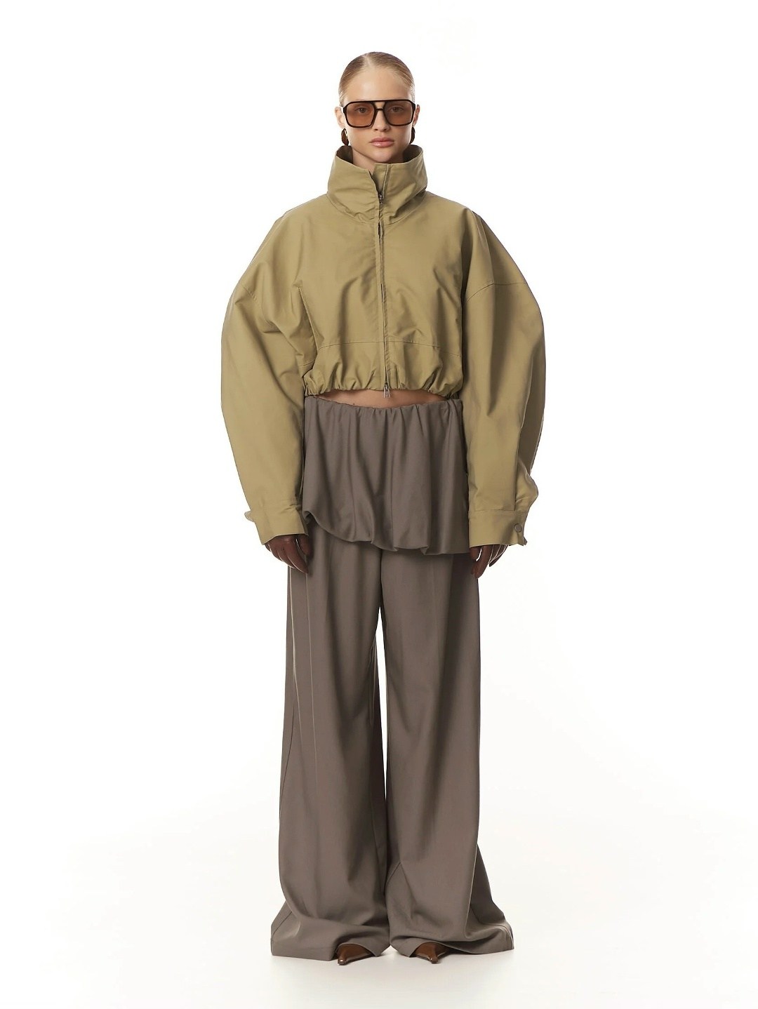 куртка,бомбер бежевый,куртка бомбер,женская куртка,укороченная куртка