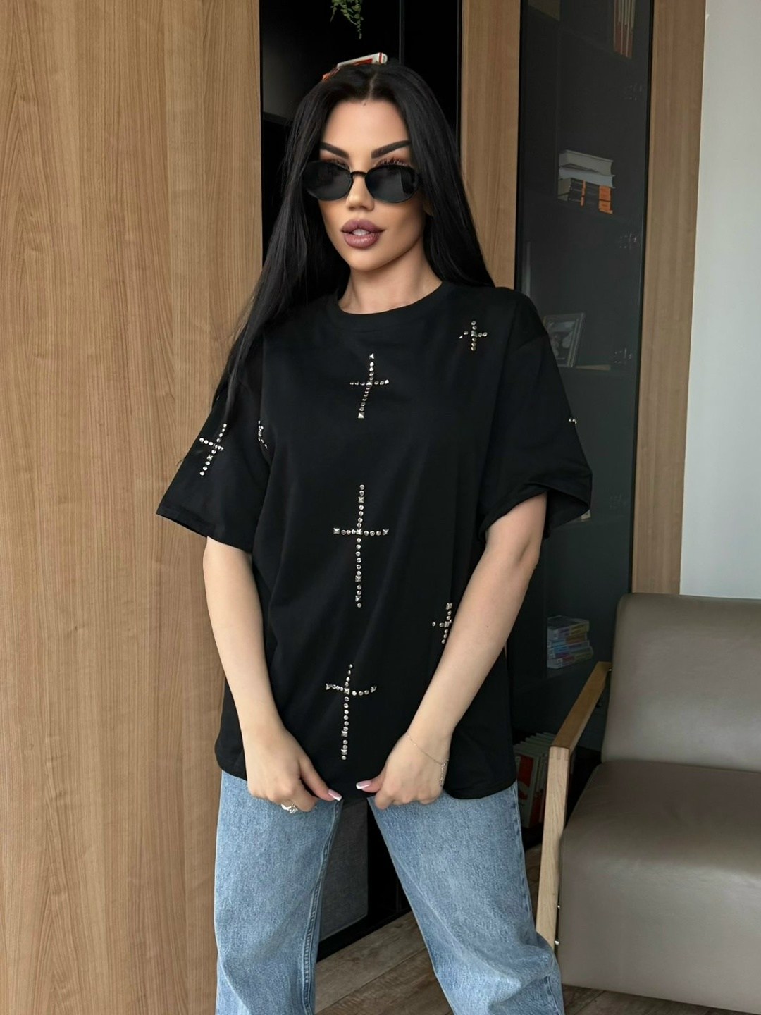 футболки женская оверсайз,женская футболка,футболка оверсайз со стразам,футболки женская оверсайз с принтом,белая футболка оверсайз