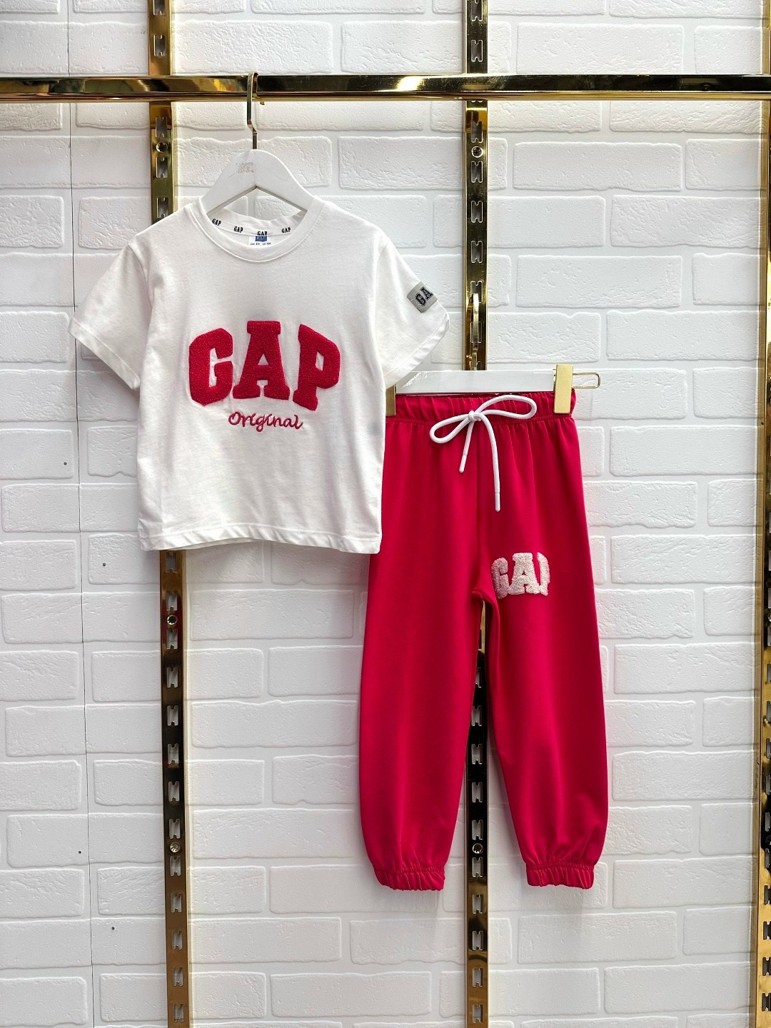 спортивный костюм gap,спортивные костюмы для девочек,костюм для девочек,детский костюм,одежда для девочек