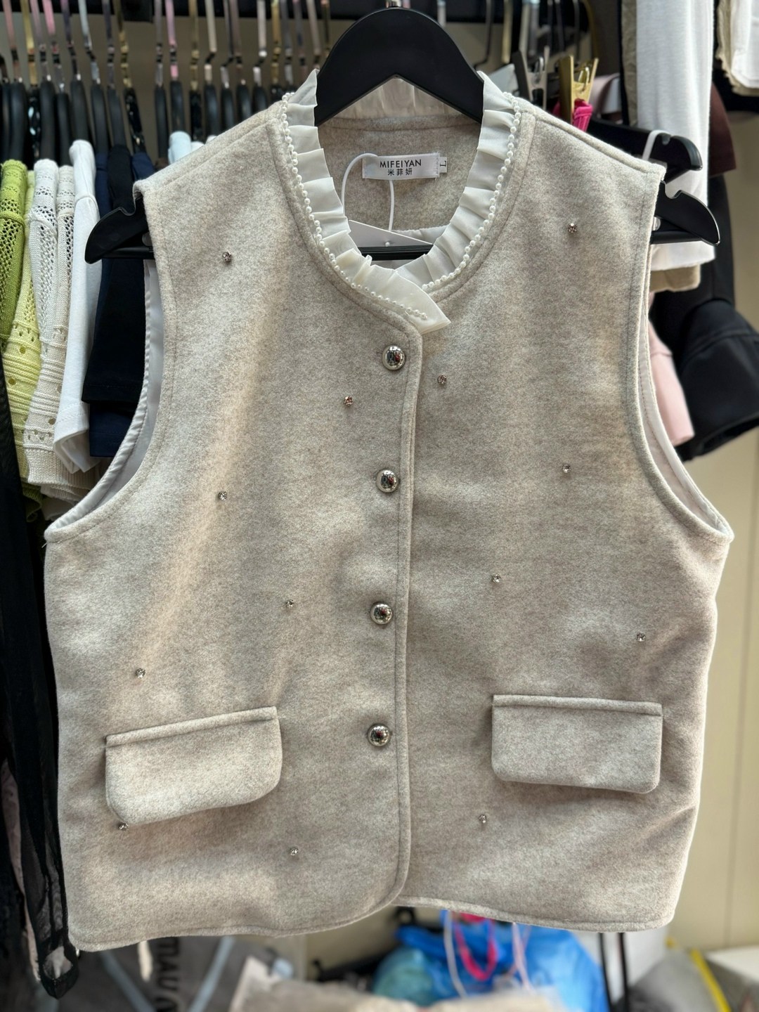 жилет вязаный женский на пуговицах темно-серый,жилет вязаный женский,вязаный жилет,жилетка женская,жилетка вязаная