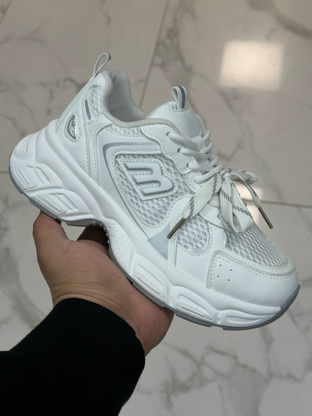 кроссовки женскиe,кроссовки,кроссовки черные,массивные кроссовки,спортивная