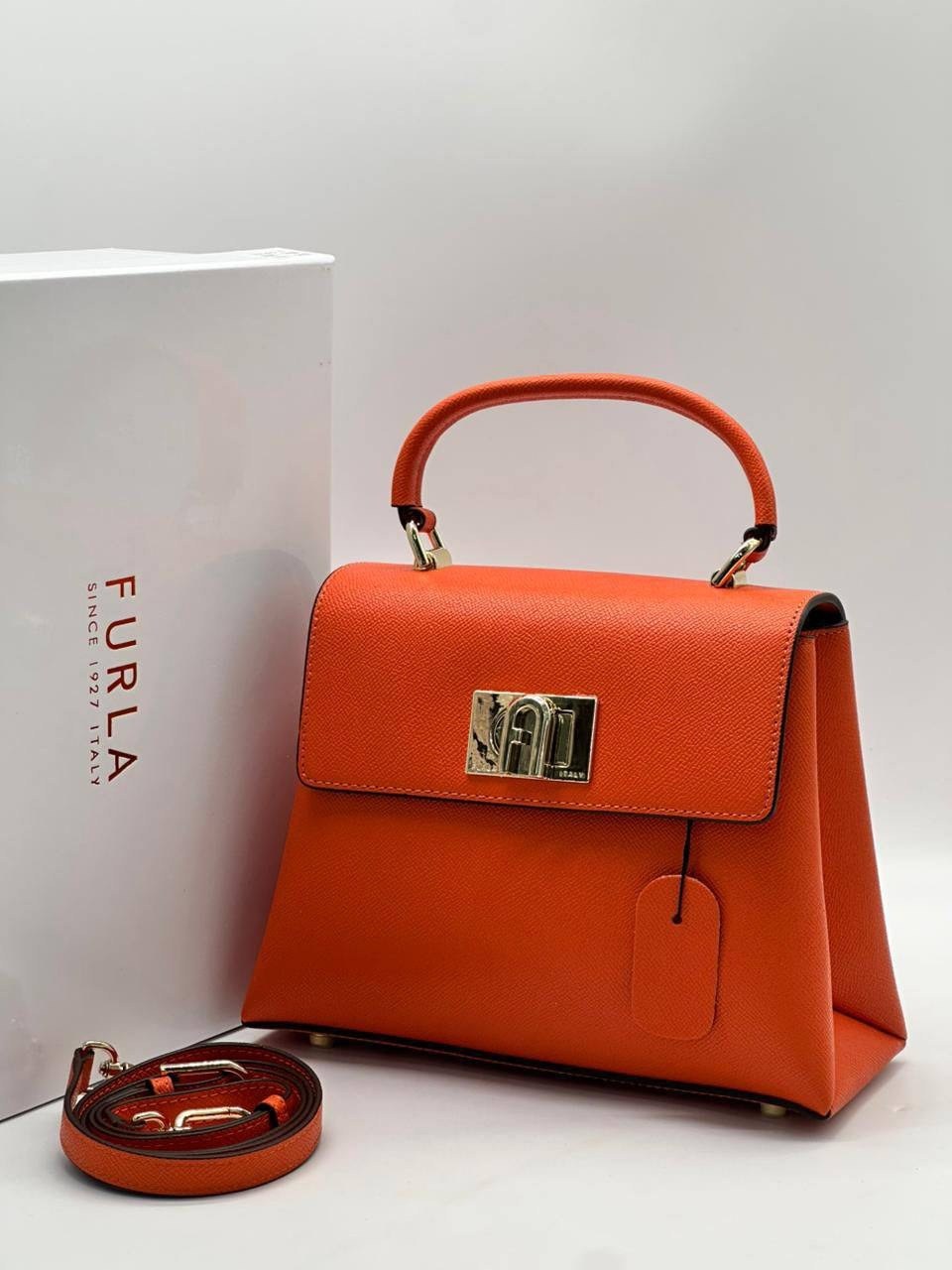 женская светло-зеленая сумка furla 1927 furla,сумка furla 1927,сумка женская furla,сумка furla,сумка furla 1927 mini furla