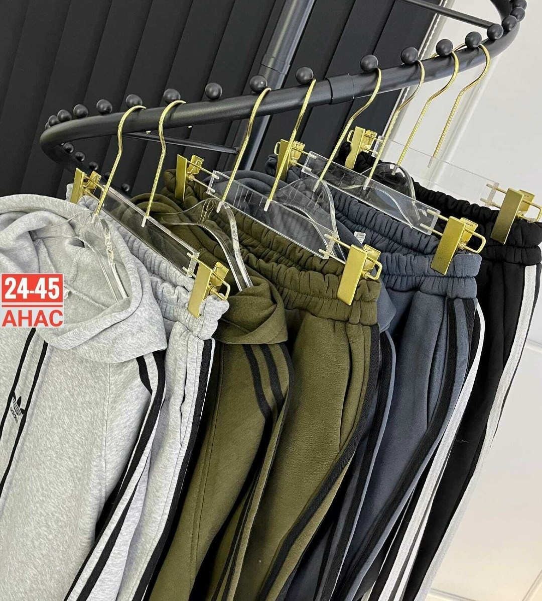 костюм спортивный мужской теплый на флисе,костюм спортивный мужской,мужской спортивный костюм adidas,спортивный костюм adidas на флисе,спортивный костюм