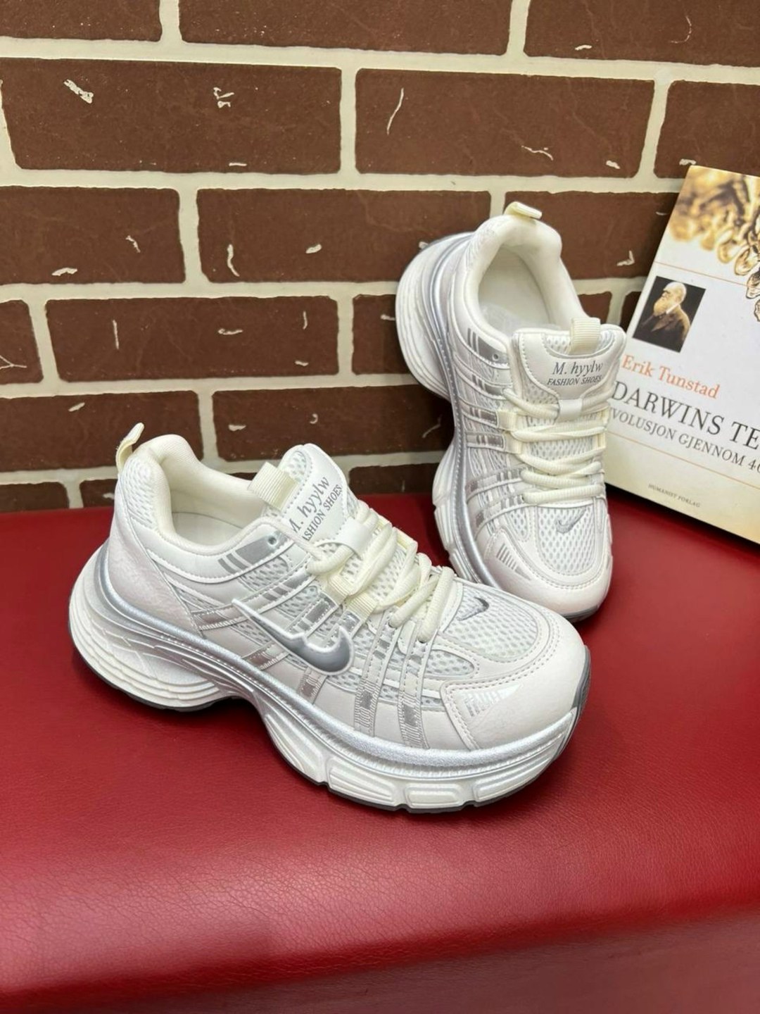 кроссовки женские,женские массивные кроссовки,массивные кроссовки,кроссовки женские на платформе,кроссовки для женщин