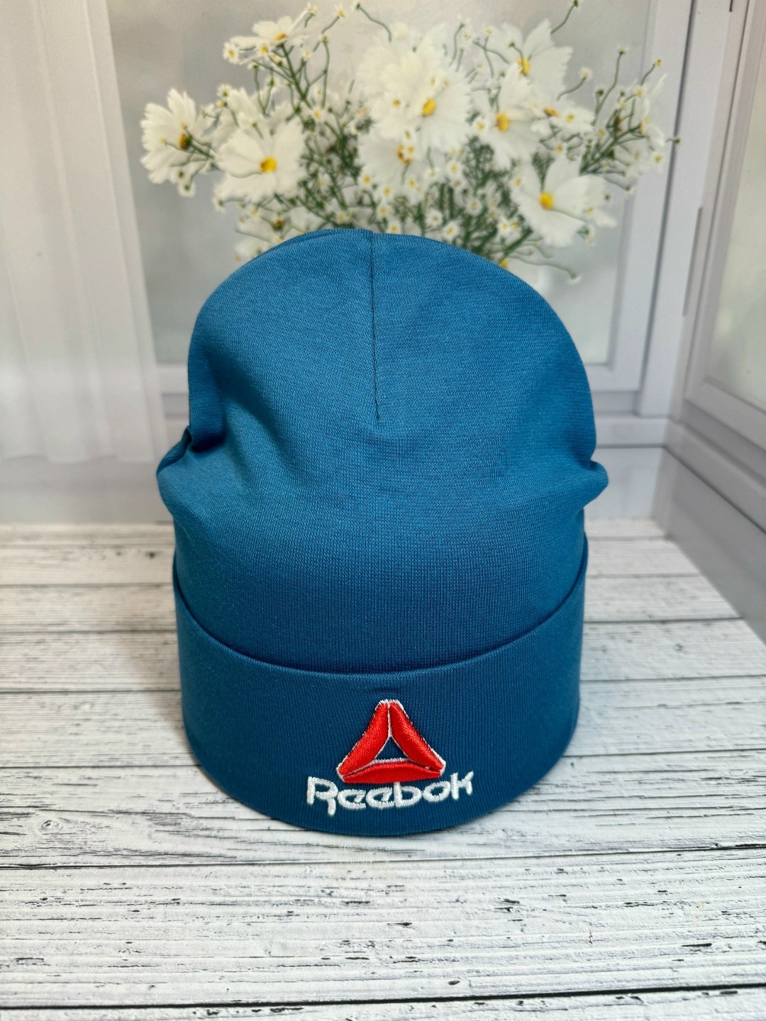 шапка для детей,красная шапка reebok,шапка reebok,шапки ,шапочка