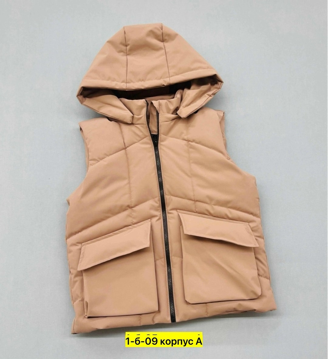 жилетка безрукавка утепленная детская,жилетка безрукавка утепленная с капюшоном,жилетка детская,жилетка безрукавка утепленная,жилет для девочки утепленный