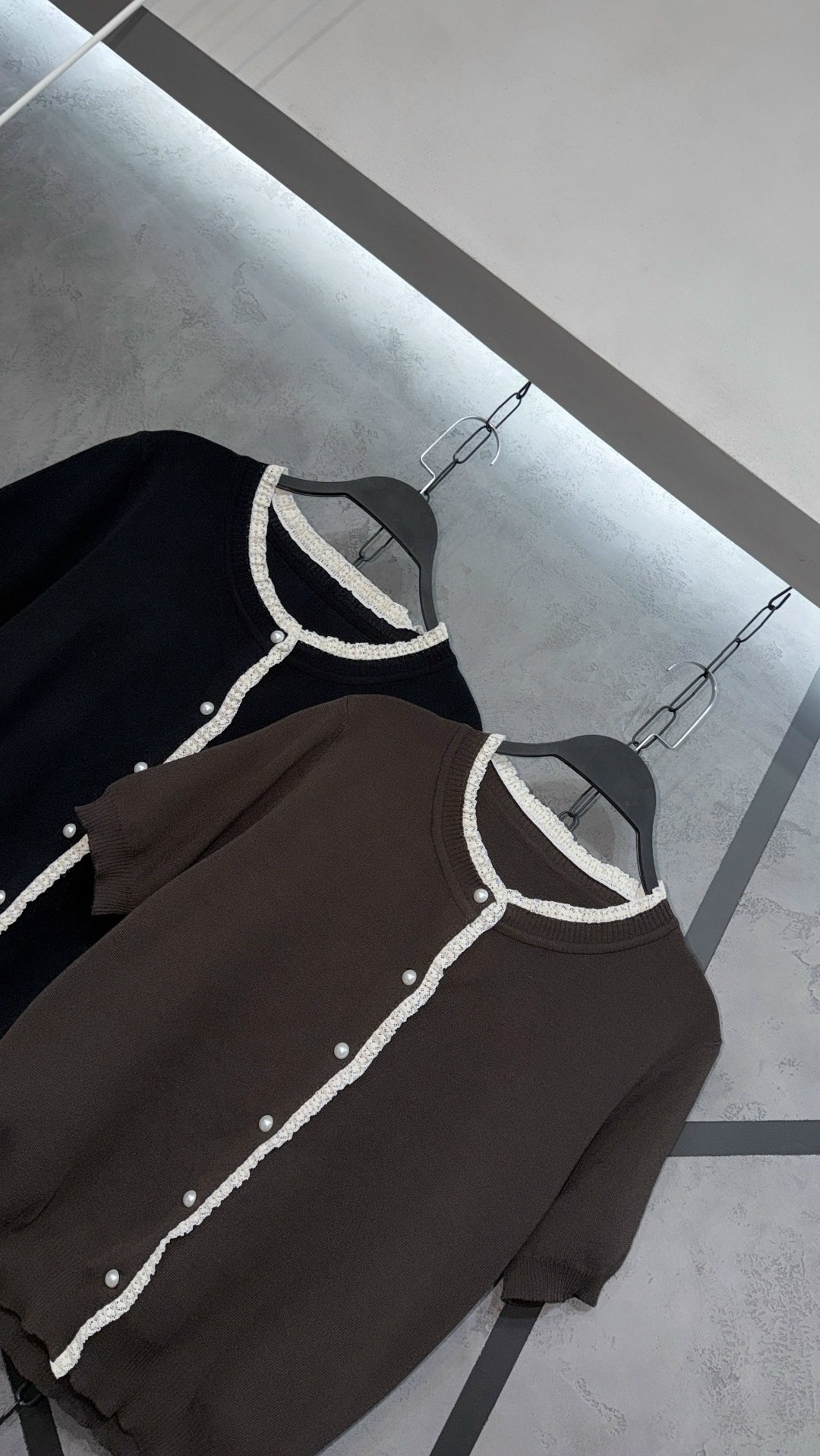 модели кардиган,женские кардиганы,кардиган с круглым вырезом,кардиган на пуговицах,кардиган