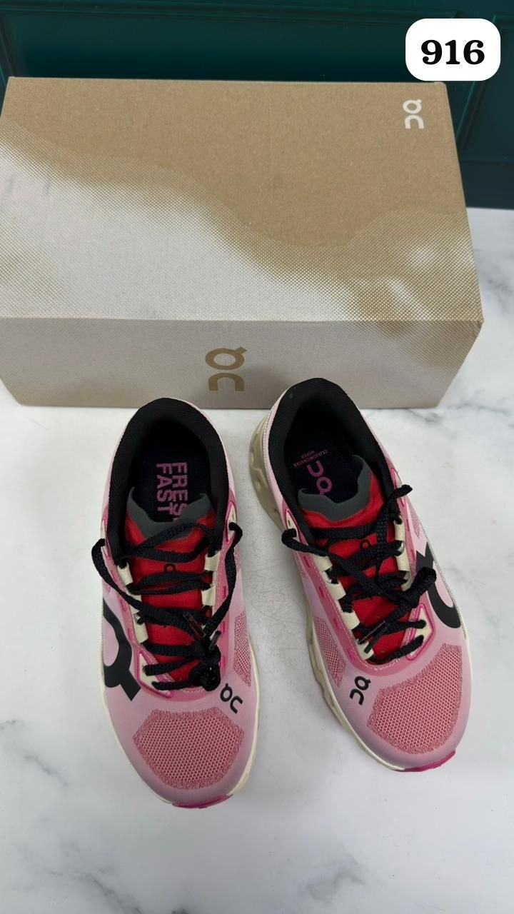 кроссовки,женские кроссовки,кроссовки on cloudmonster,беговые кроссовки,спортивные кроссовки