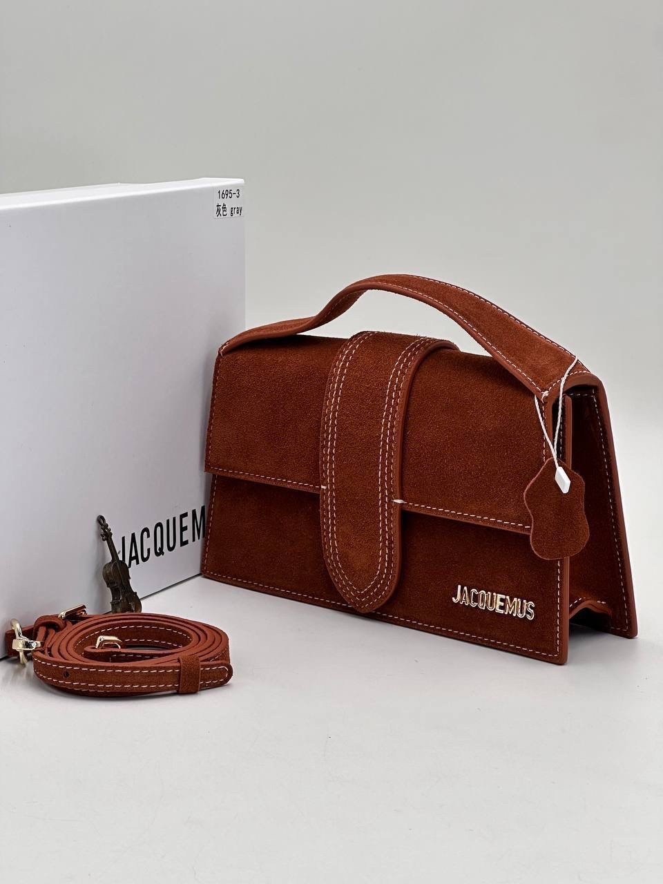 сумка jacquemus коричневая,jacquemus сумка,сумка jacquemus из натуральной замши,сумка женская замшевая,сумка женская jacquemus