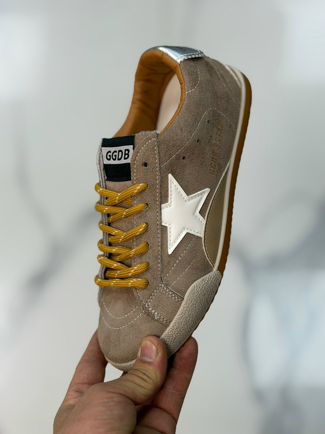 кеды golden goose,кроссовки golden goose,golden goose кеды stardan коричневый,кеды golden goose superstar low,golden goose кроссовки ball star коричневый