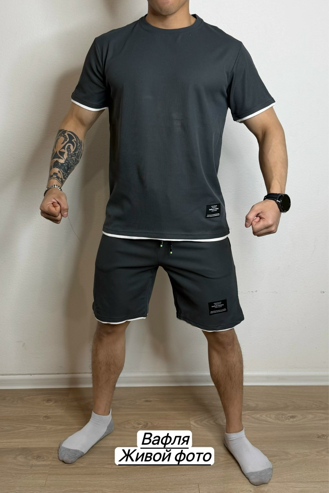 спортивный костюм с футболкой и шортами,спортивные костюмы,костюм с шортам,комплекты одежды