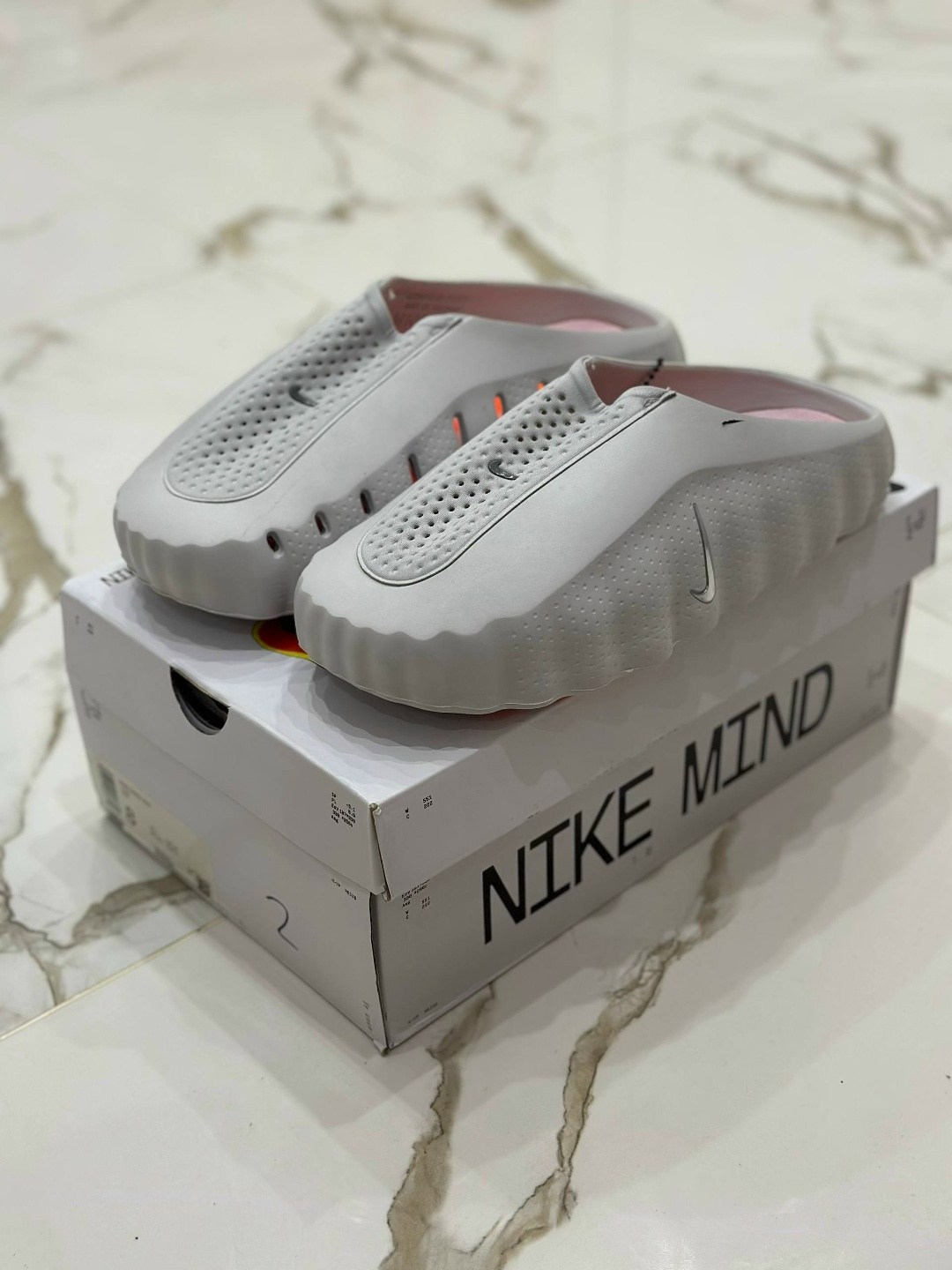 тапки модные,кроссовки,кроссовки nike,кроссовки тапки,тапочки кроссовки