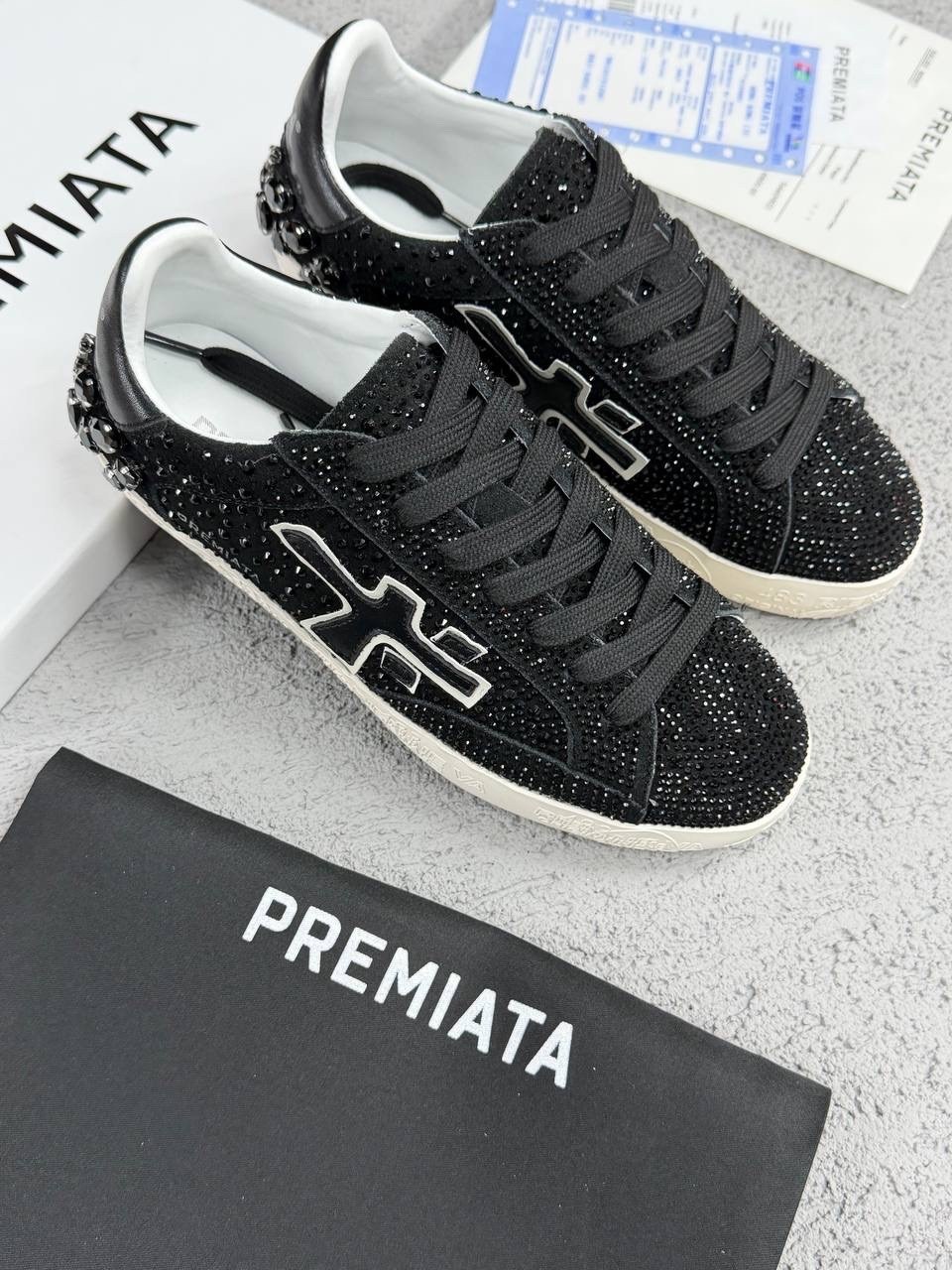 ,кроссовки женскиe,кроссовки,модные кроссовки,кеды кроссовки