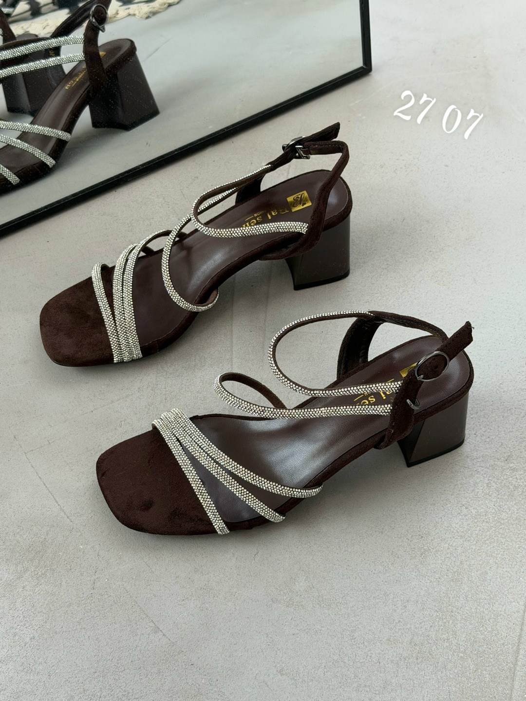 женские босоножки,стильные босоножки,босоножки на каблуках,,босоножки модные