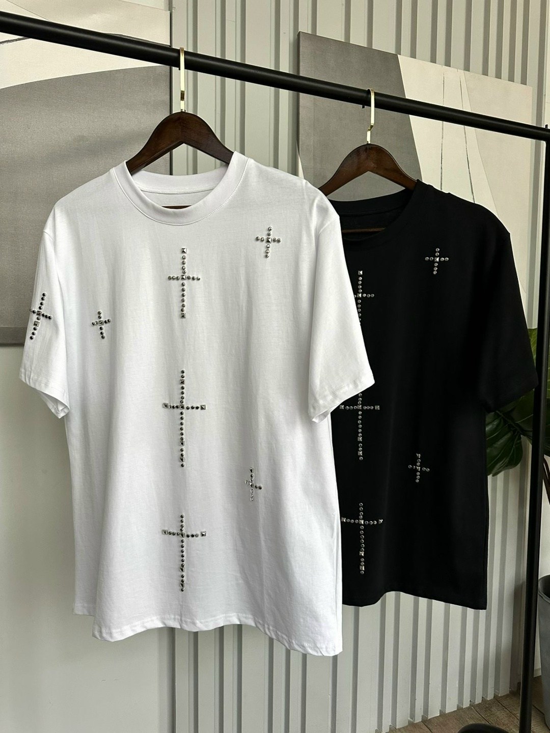 футболки женская оверсайз,женская футболка,футболка оверсайз со стразам,футболки женская оверсайз с принтом,белая футболка оверсайз