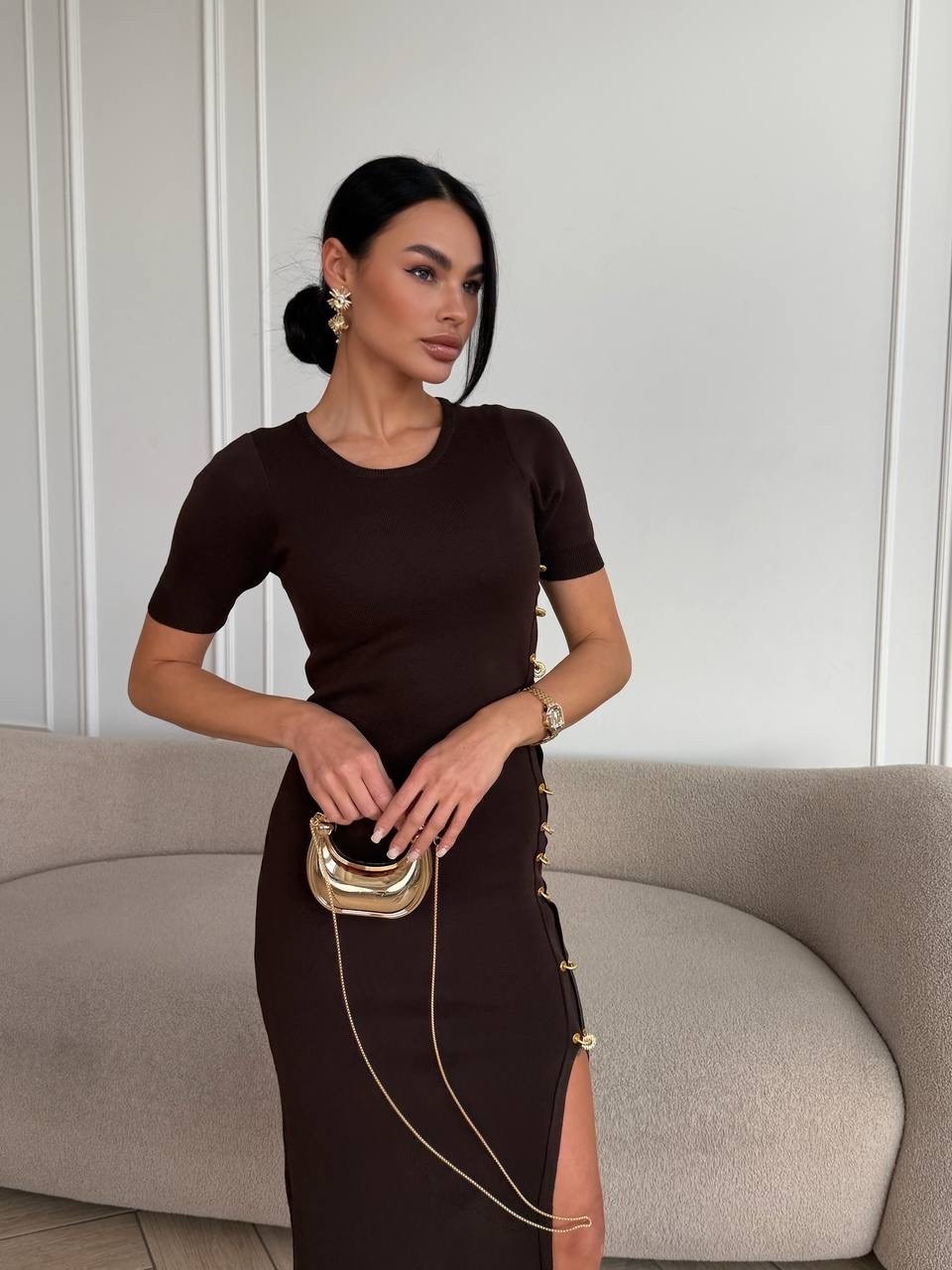 трикотажное платье,элегантное платье,стильное платье,платье лапша коричневая,женское платье лапша