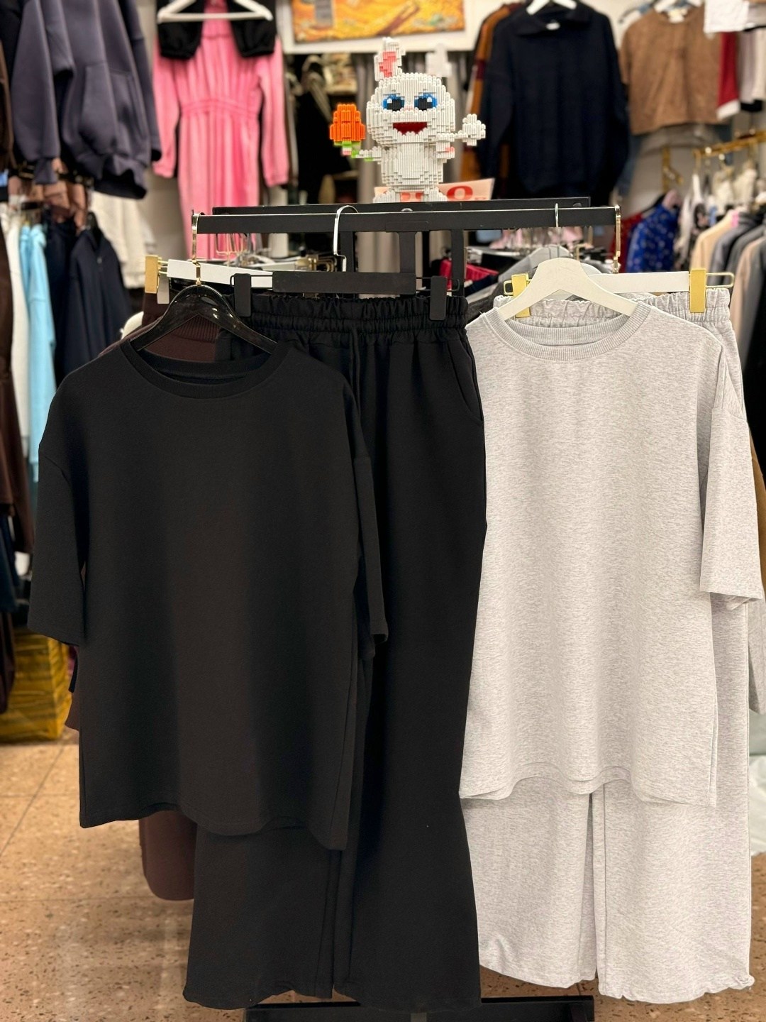 трикотажные костюмы,спортивные костюм,костюм оверсайз,cпортивный костюм оверсайз,серый спортивный костюм