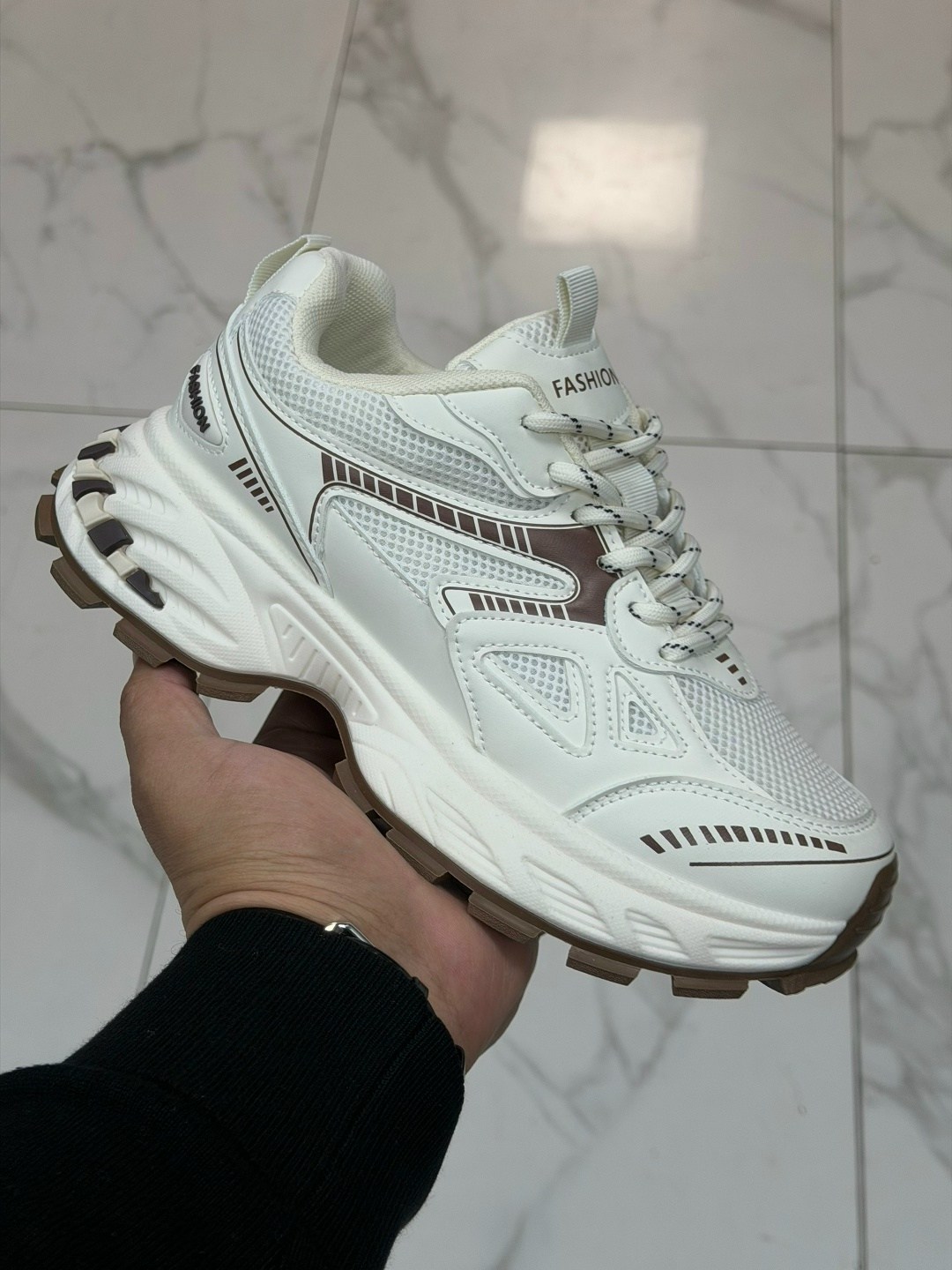 кроссовки,кроссовки женскиe,кроссовки мужские bona,bona кроссовки,массивные кроссовки