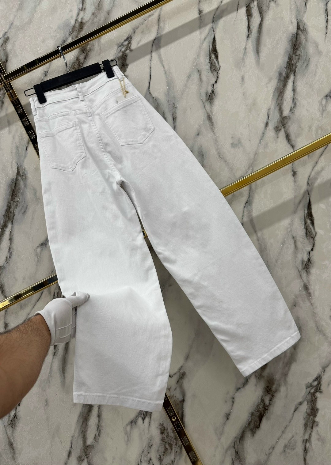 белые джинсы,белые джинсы женские,женские джинсы,джинсы широкие,джинсы брюки