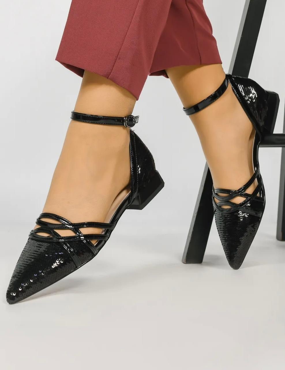 женская ,короткие каблуки,туфли на высоких каблуках,туфли на среднем каблуке,туфли с ремешками