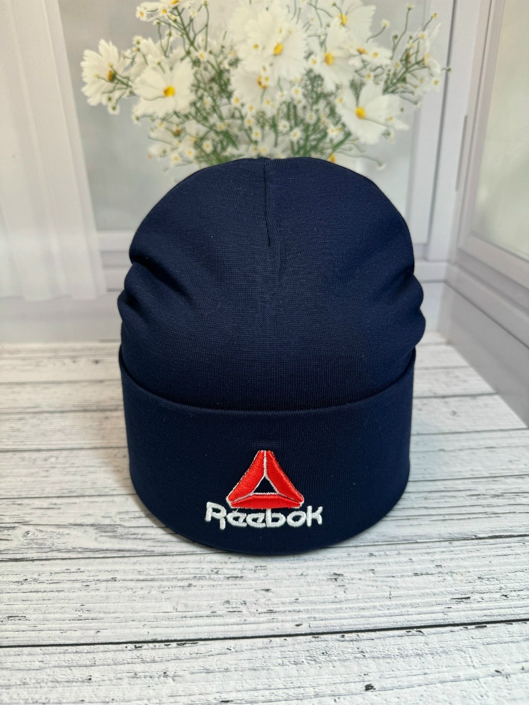 шапка для детей,красная шапка reebok,шапка reebok,шапки ,шапочка