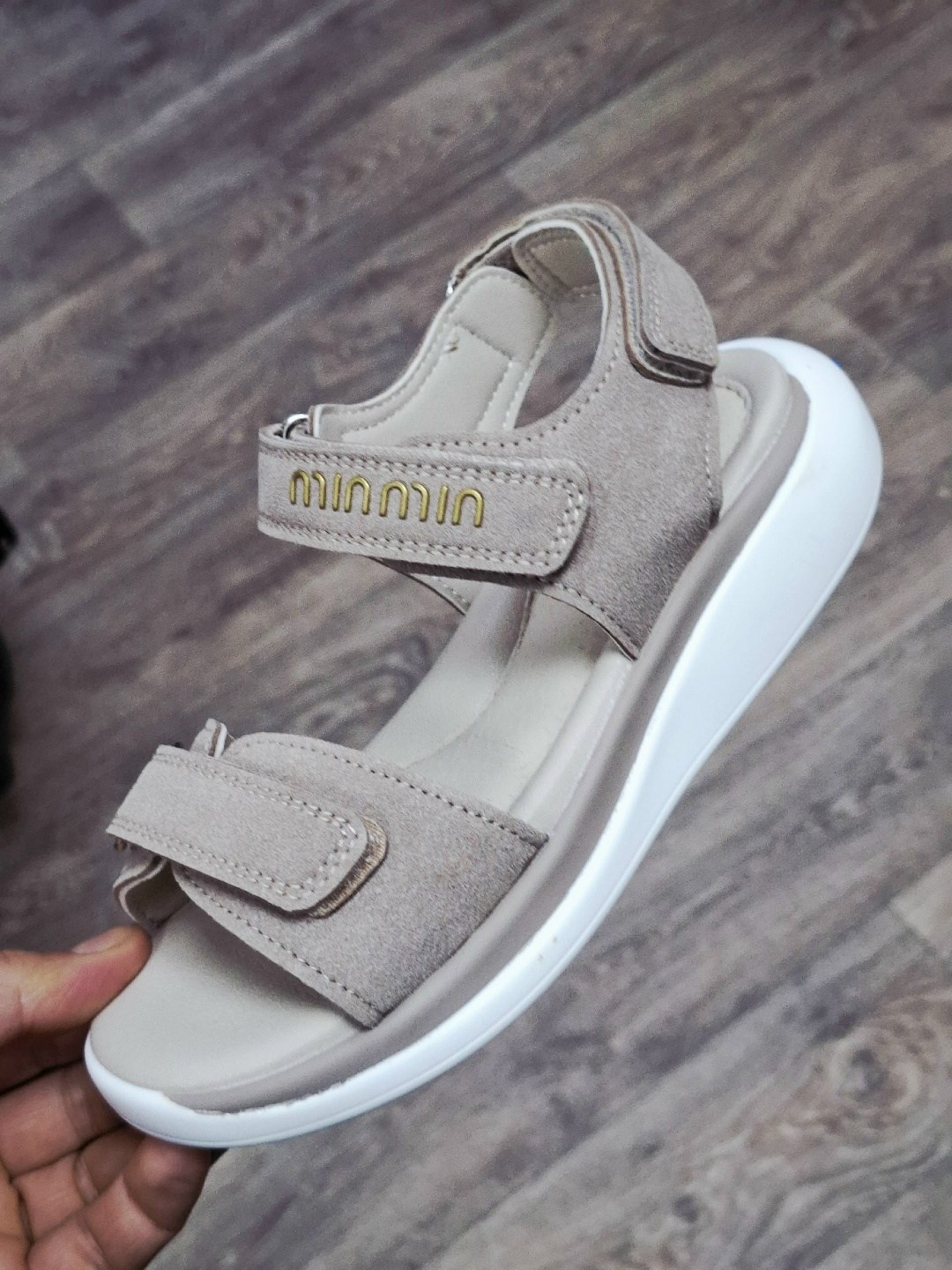 ,сандалии,женские сандалии,сандалии стильные,сандали