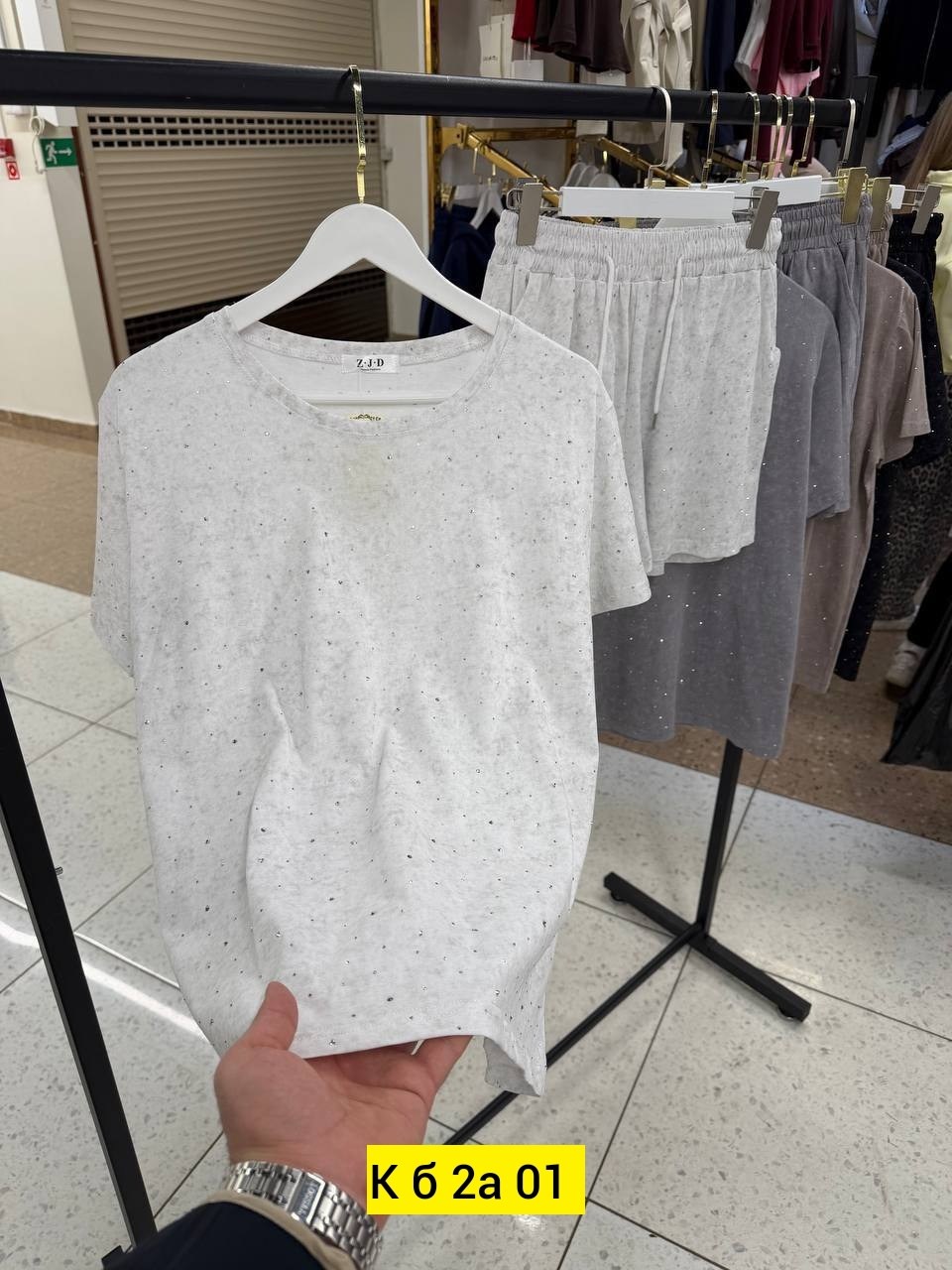 футболка женская,,стильные костюмы,одежд,повседневный свитшот