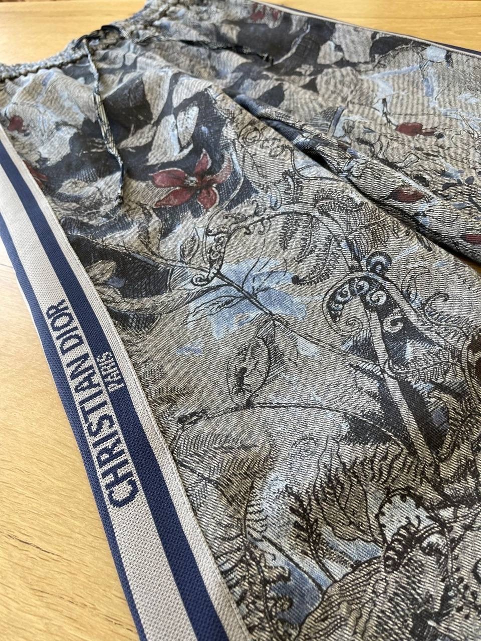 джинсы с принтом,штаны с принтом,модные брюки,широкие джинсы,женские джинсы