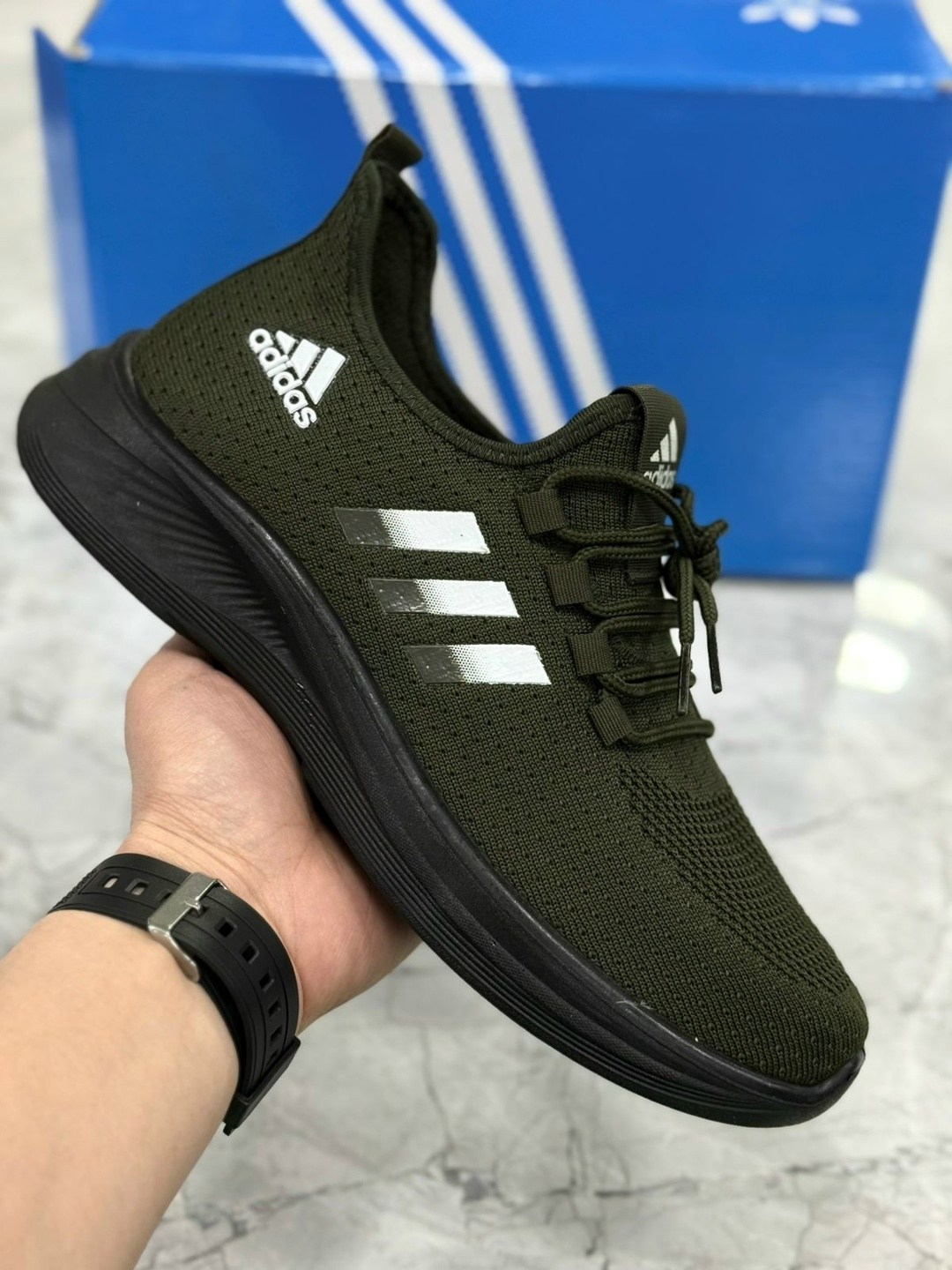 кроссовки,повседневные кроссовки,кроссовки женскиe,кроссовка мужской,спортивная