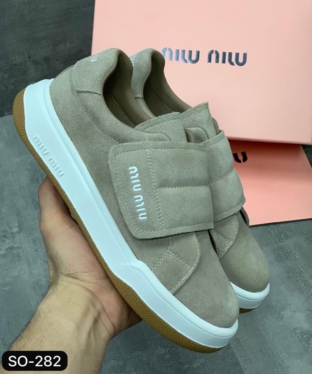 ,кроссовки miu miu,кроссовки женские miu miu,замшевые кроссовки,женская