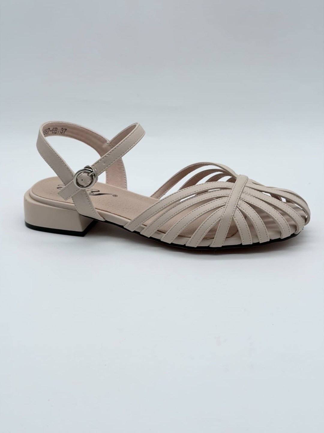 босоножки женские,,босоножки,летние босоножки,белые босоножки