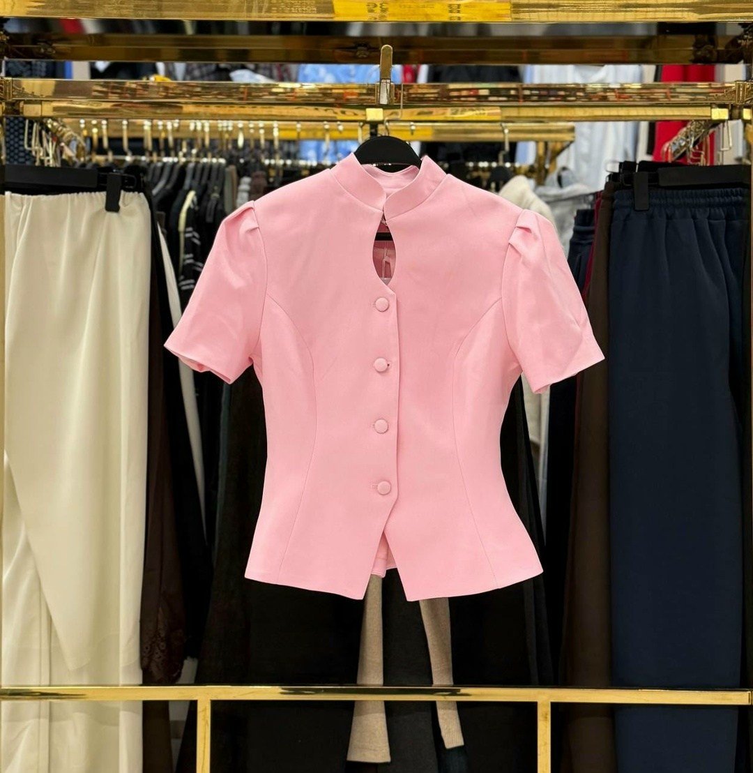 элегантные наряды,элегантное модное,стильные наряды,женские наряды,блузка с оборками