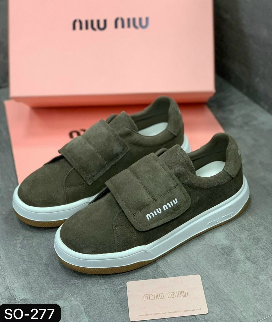 ,кроссовки miu miu,кроссовки женские miu miu,замшевые кроссовки,женская