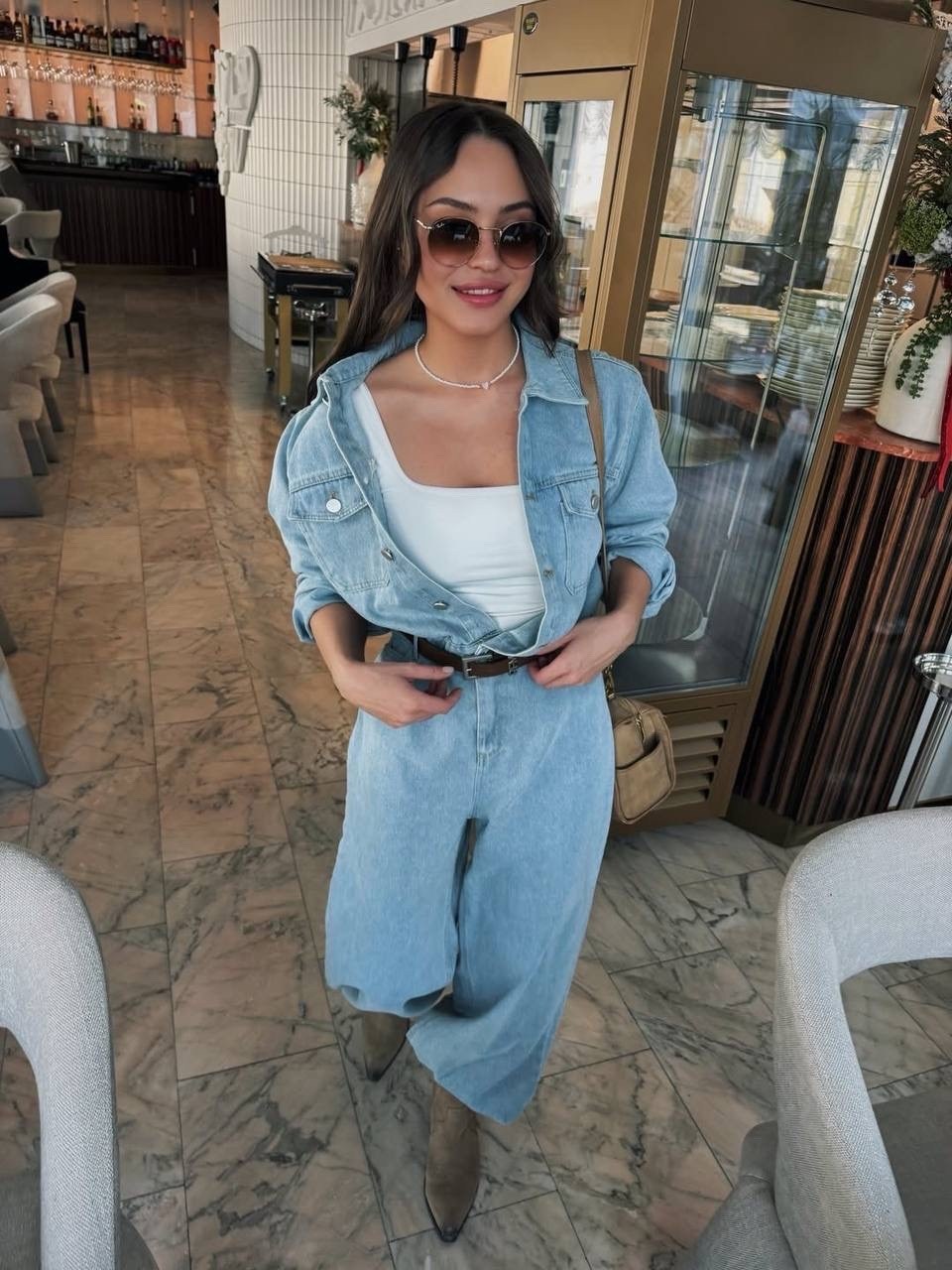 женский комбинезон джинсовый,комбинезон джинсовый,комбинезон джинс,комбинезон джинсовый брючный,джинсовый брючный комбез