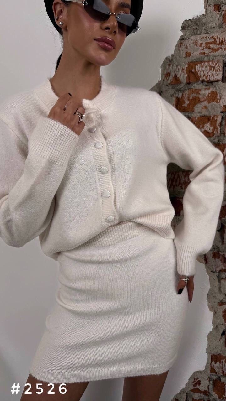 белый вязаный костюм женский,женская кофта,костюм женский трикотажный,вязаные костюмы,