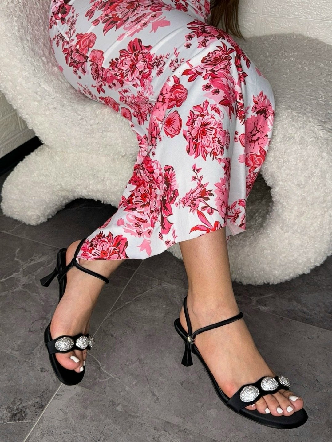 босоножки на каблуках,модные босоножки,босоножки на шпильках,topuklu ayakkabi,короткие каблуки