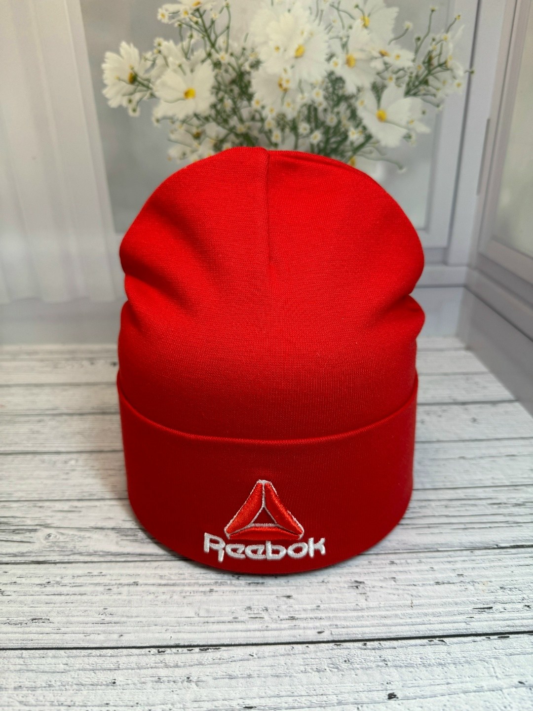 шапка для детей,красная шапка reebok,шапка reebok,шапки ,шапочка