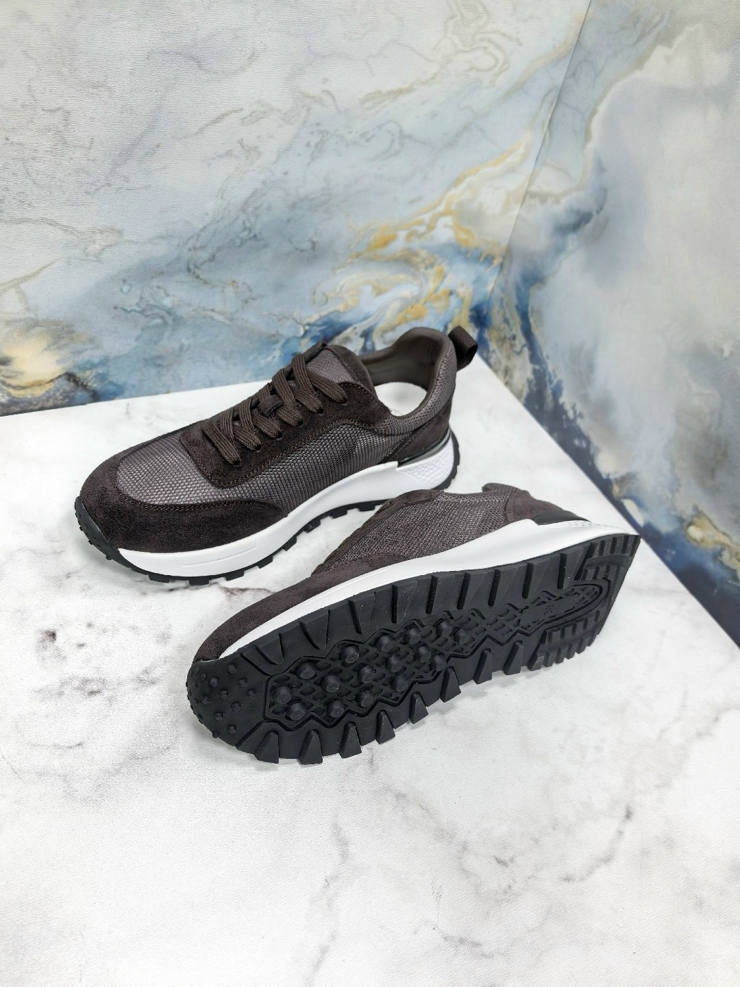 ,женские кроссовки brunello cucinelli,brunello cucinelli кроссовки,кроссовки женскиe,замшевые кроссовки