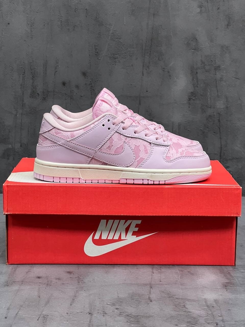 nike dunk low pink pigeon,кроссовки nike dunk low розовый/белый,кроссовки nike sb dunk low,кроссовки женские nike sb dunk low pro,кроссовки женские nike dunk low